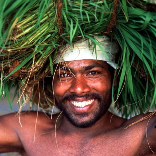 THE SMILES OF SRI LANKA — THE WARMTH THAT WELCOMES THE WORLD
