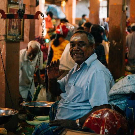 LOCAL MARKETS & STREET LIFE IN SRI LANKA — COLOR, CRAFT & EVERYDAY ENERGY